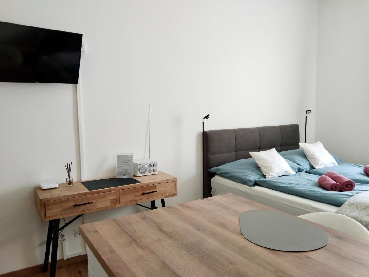 Air-Conditioned, Quiet Apartment - Center Of Sankt Poelten - Smart Tv Luaran gambar